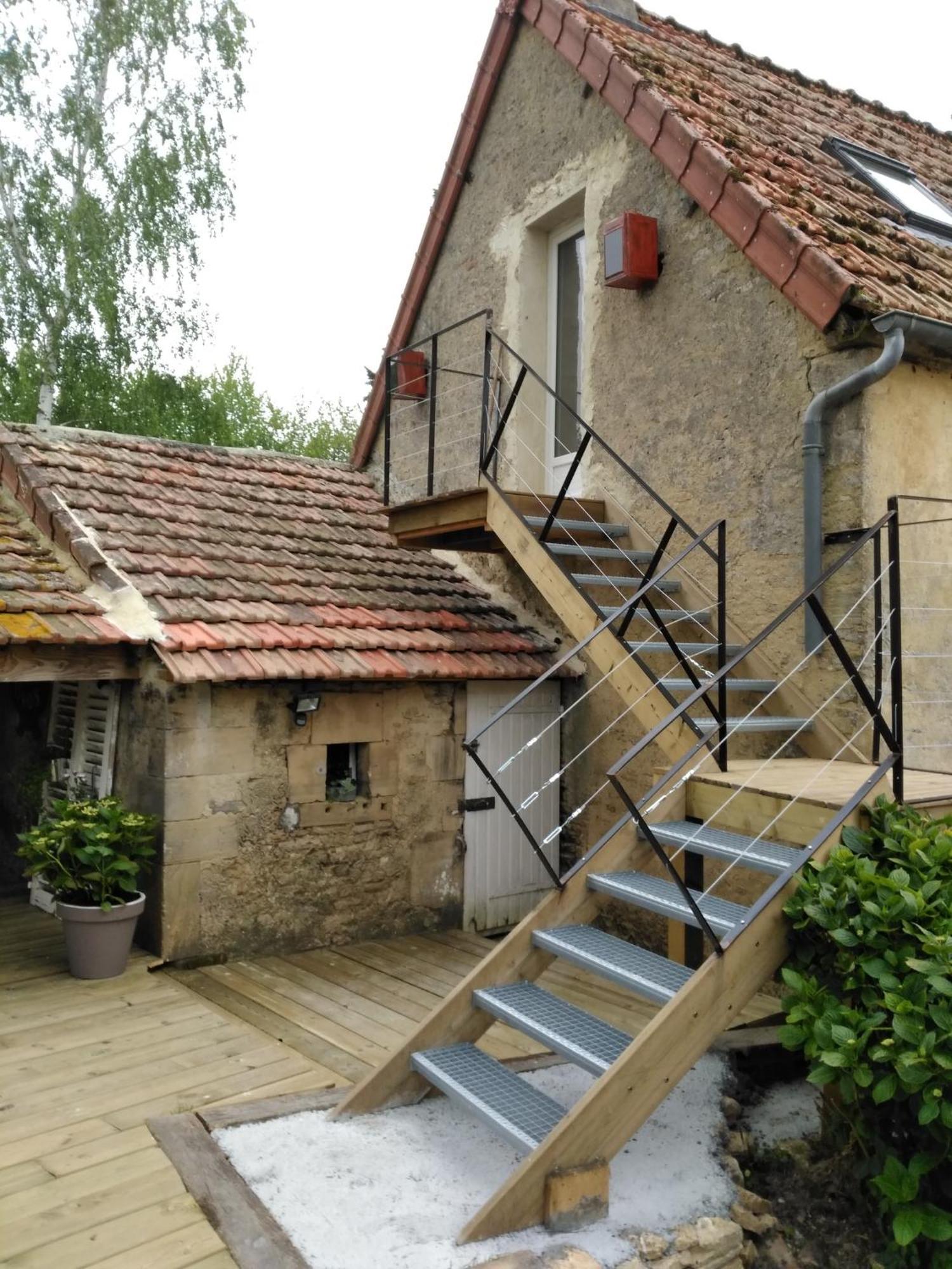 O Grenier De L'Artiste Appartement Bazenville Buitenkant foto