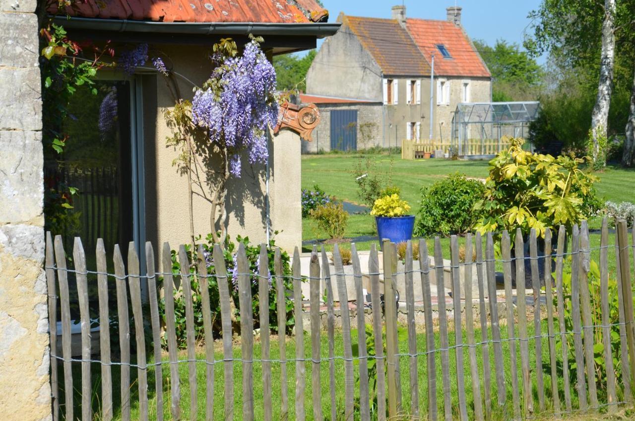 O Grenier De L'Artiste Appartement Bazenville Buitenkant foto